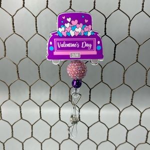 Badge Reel - Valentine’s - Beads - NWT - Handmade 💜